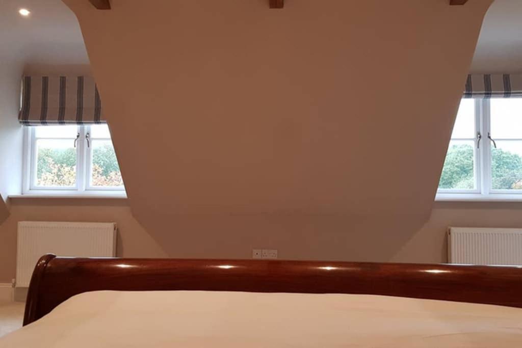 Kiln Cottage Феърхем Екстериор снимка